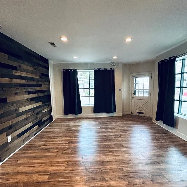 1 bed, $1,100 — Photo 1