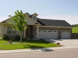 2050 Granger Cir, Castle Rock, CO 80109