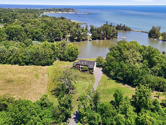 2nd image of 1810 Love Point Rd
