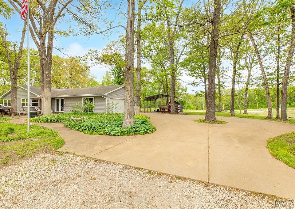 1st image of 222 Prairietown Rd
