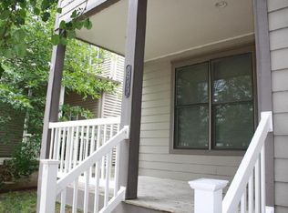 1940 W Center St, Columbia, MO 65203