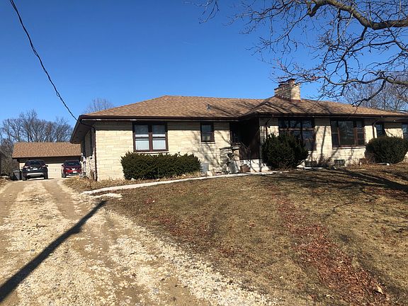 2nd image of 814 1st Ave