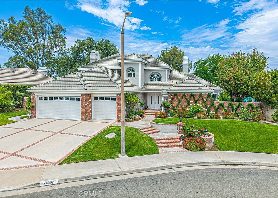 1st image of 24307 Mornington Dr