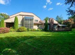 47 Brookridge Rd, New Rochelle, NY 10804