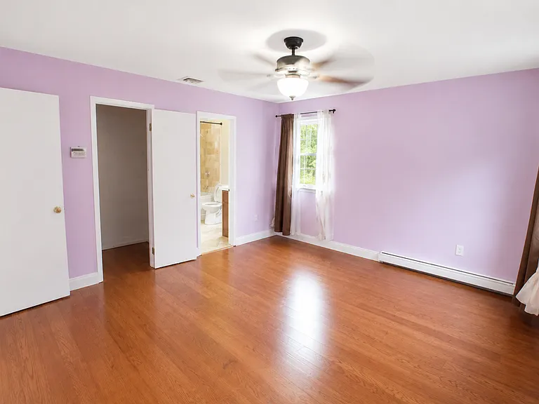 Master bedroom bare