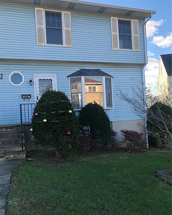 1st image of 8 Woodland Ave