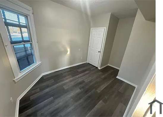 133 Pennsylvania Ave #3 — Photo 2