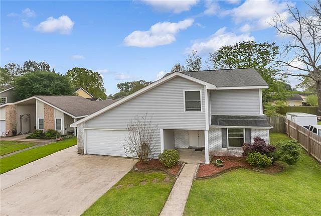 1st image of 252 Vichy Ct