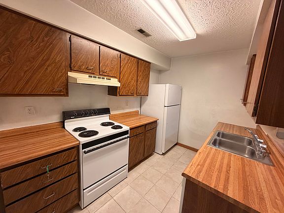 2nd image of 6459 Summerfield Dr