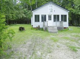 380 Chambers St, Saint Ignace, MI 49781