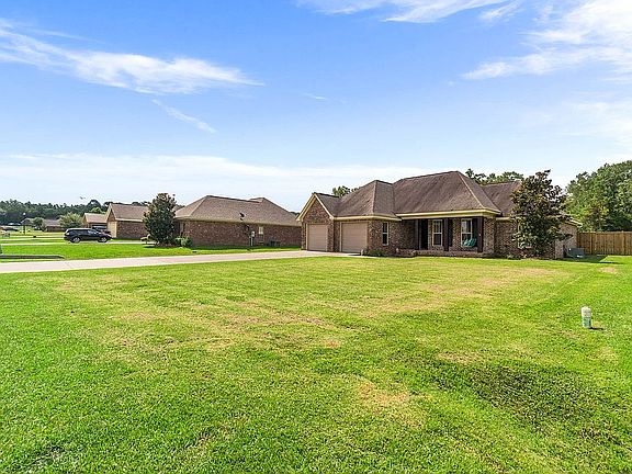 2nd image of 15 W Spanish Oaks