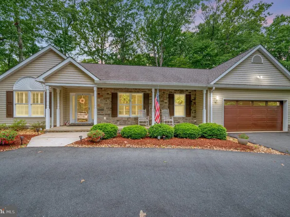 104 Gold Valley Rd, Locust Grove, VA 22508