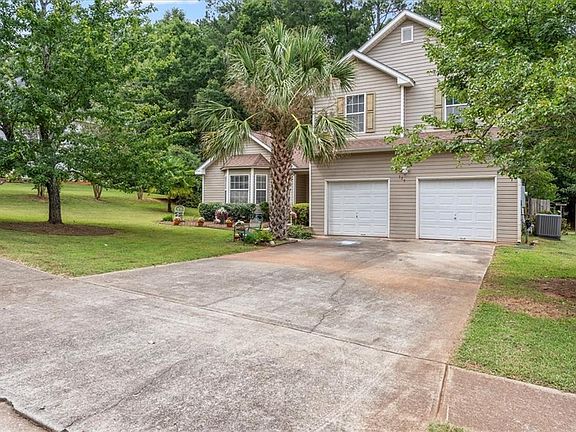 2nd image of 525 Michael Cir