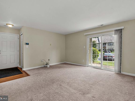 4th image of 2407 Sedgefield Dr
