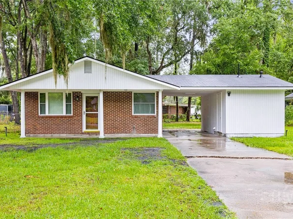 8519 Cresthill Avenue, Savannah, GA 31406