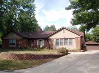 753 Hillcrest Dr, Greenwood, IN