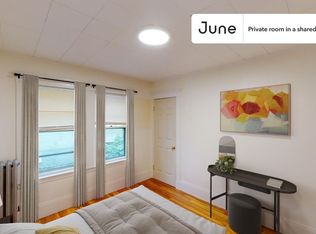 11 Governor Winthrop Rd #1-C, Somerville, MA 02145