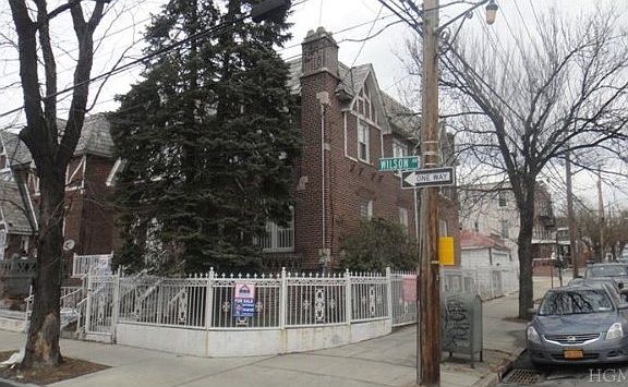 2nd image of 3300 Wilson Ave