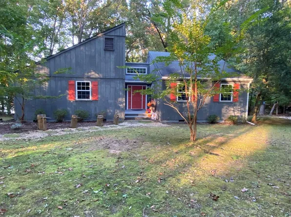 339 Highpoint Blvd, Clarksville, VA 23927