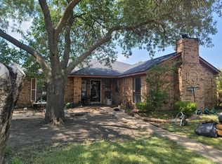 2521 Dillon Dr, Garland, TX 75040