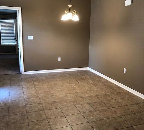 5th image of 129 Carlsbad Dr