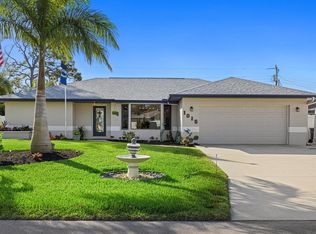 1015 Flamingo Rd, Venice, FL 34293