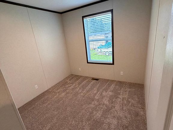 5th image of 356 Woodland Heights Ter