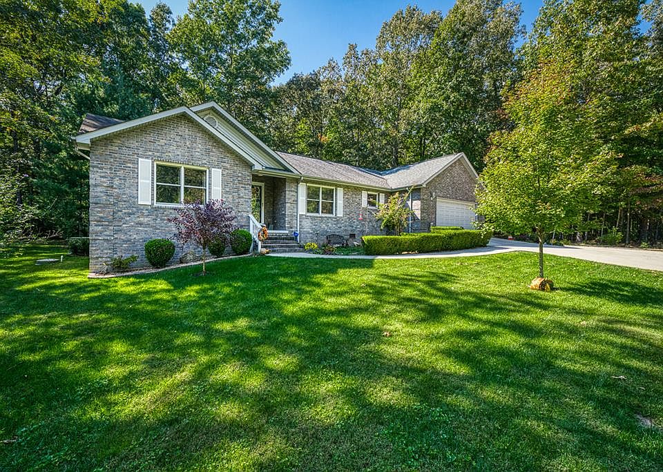 1st image of 206 Saint George Dr #206
