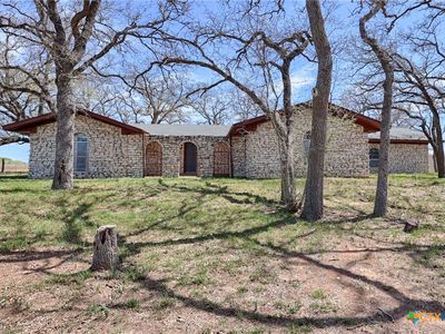 395 State Highway 304, Gonzales, TX, 78629
