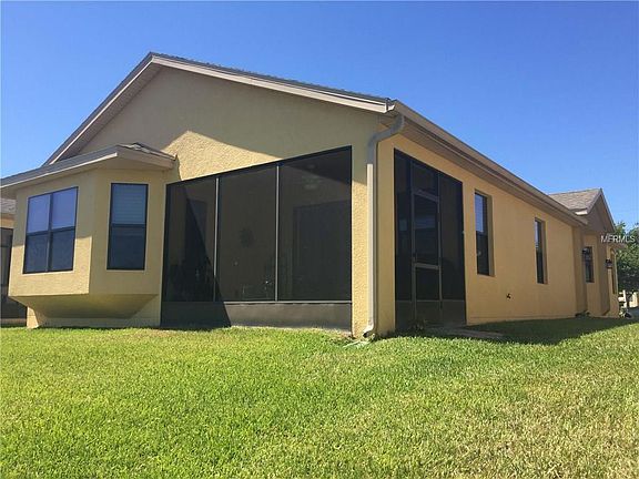 2nd image of 863 Grand Canal Dr