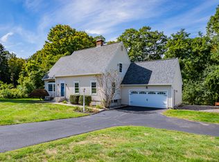15 Chatham Fields Rd, East Hampton, CT 06424