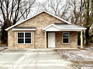 805 N Hall St, Webb City, MO 64870