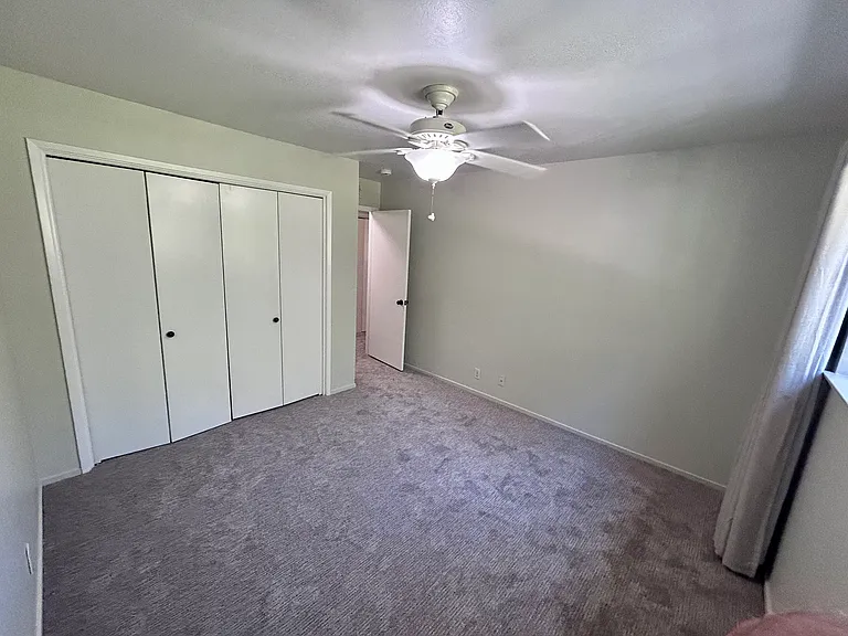 565 Matadero Ave #14 — Photo 9