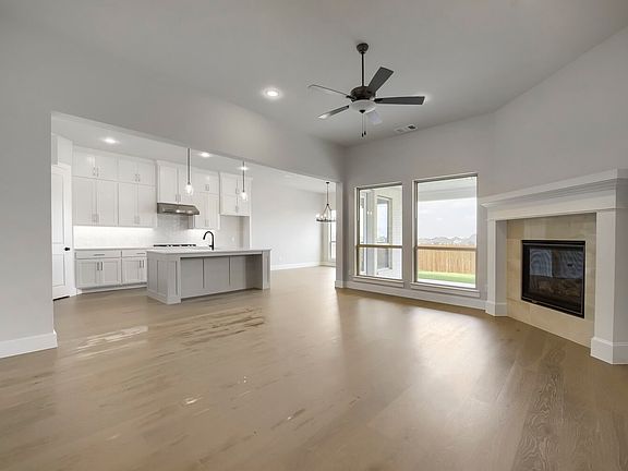 2nd image of 785 Red Willow Ct