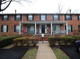 912 Guyasuta Ln, Pittsburgh, PA