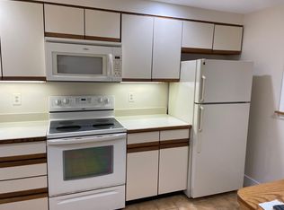 16 Brookside Dr #16, Stratham, NH 03885