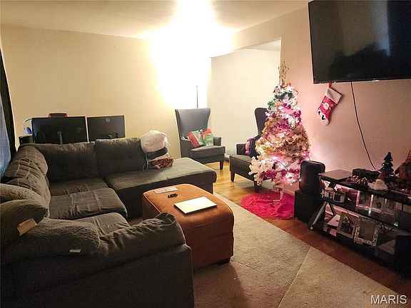 2nd image of 9314 Ardmore Dr