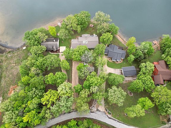 4th image of 9 Keosauqua Dr