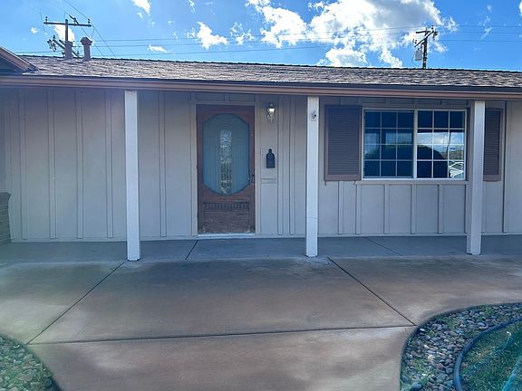3rd image of 30081 Thornhill Dr
