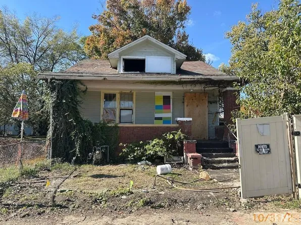 708 N 3rd Ave, Evansville, IN 47710