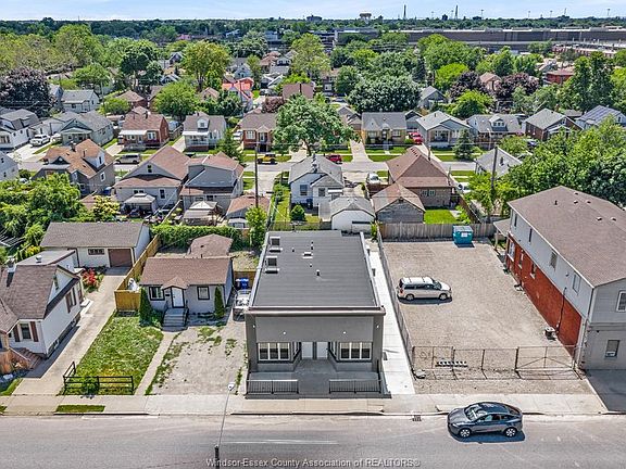 2nd image of 1657-59 Drouillard Rd #1657