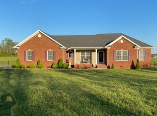 221 Ashley Sq, Harrodsburg, KY 40330