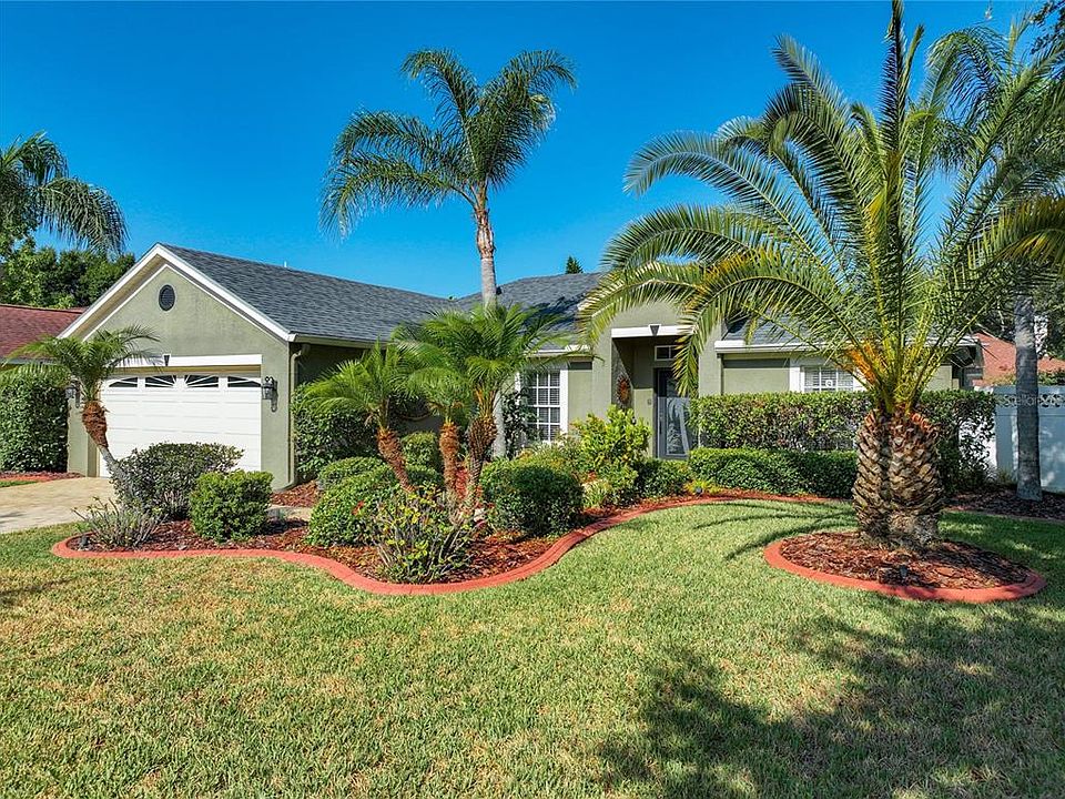 1st image of 14835 Redcliff Dr