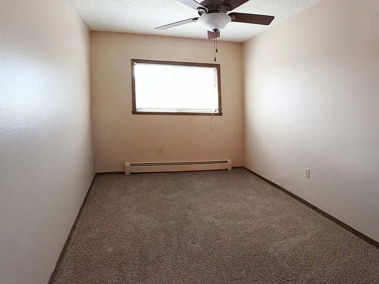 Southview Apartments — Photo 20