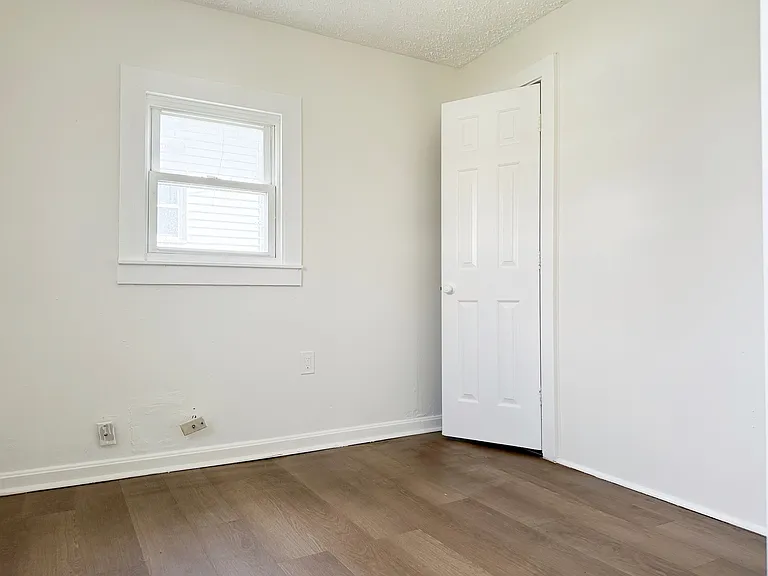 133 Rankin Ave — Photo 20