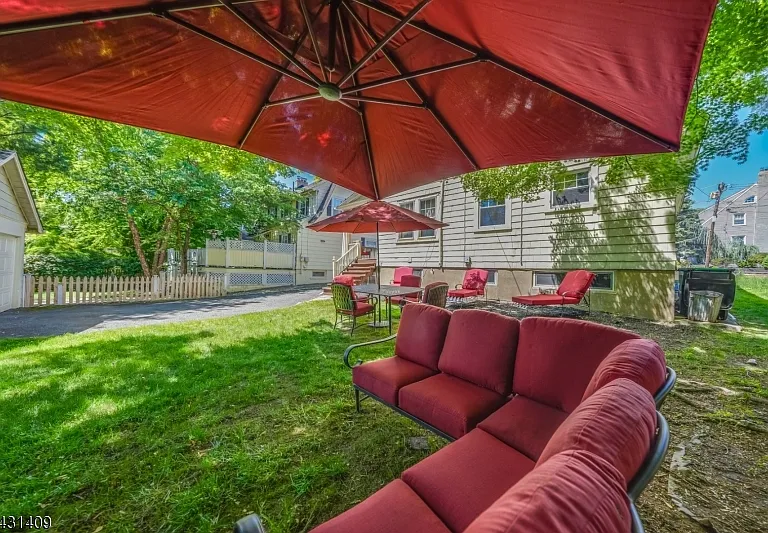 366 Gregory Ave — Photo 35