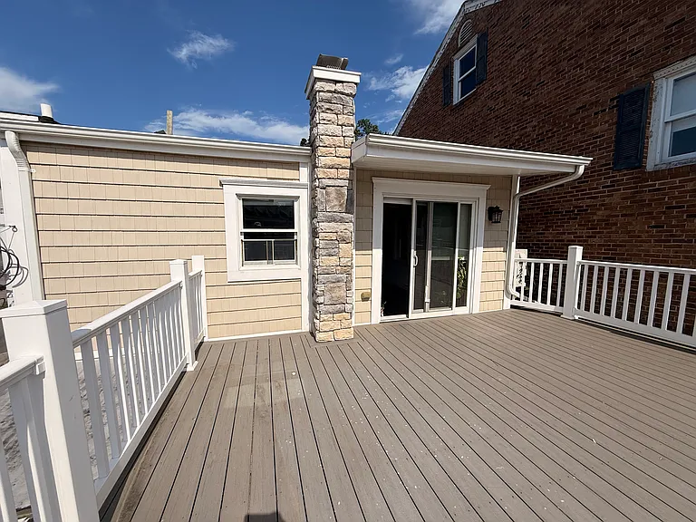106 E Main St #2 — Photo 13