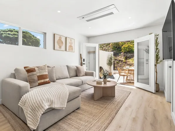 2691 Palomino Cir, La Jolla, CA 92037