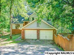 11103 Hillwood Dr NE, Huntsville, AL 35803