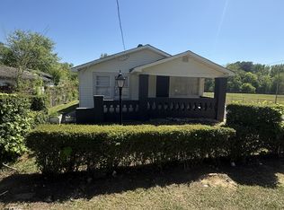 537 37th Ter W, Birmingham, AL 35207